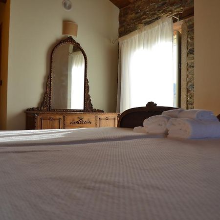 Vila Peregrina Castaneda  Ngoại thất bức ảnh
