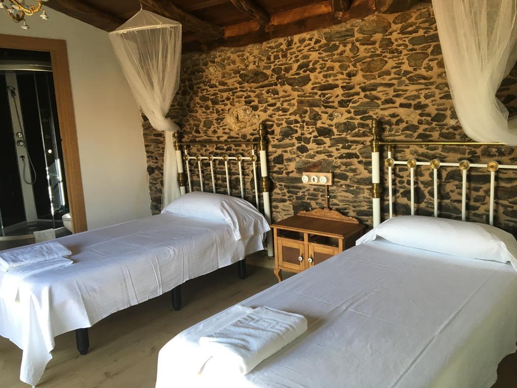 Vila Peregrina Castaneda  Ngoại thất bức ảnh